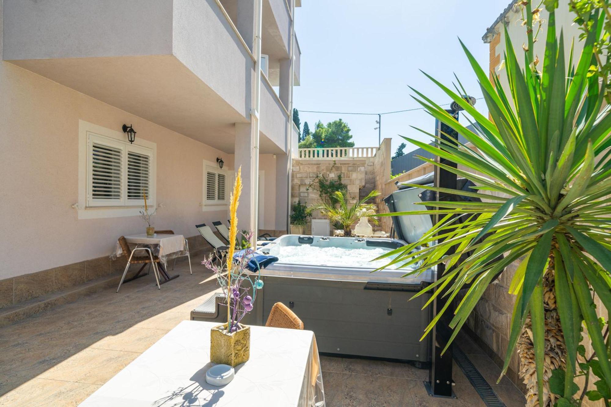 Apartments Villa Aura - Adult Only Dubrovnik Eksteriør billede